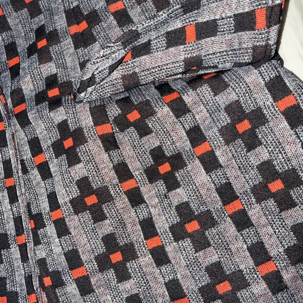 Vintage Women's 2 Button Blazer Jacket Polyester Gray Black Red Design 15/16 - Picture 12 of 13